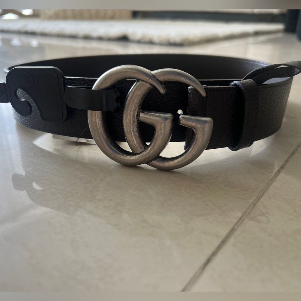 Leather Gucci GG belt